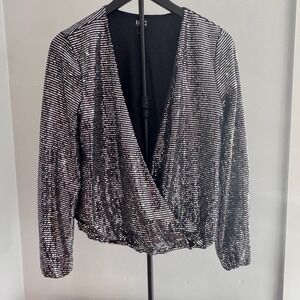 INC International Concepts Women's Sz S Silver Lurex Long Sleeve Wrap Top Party‎